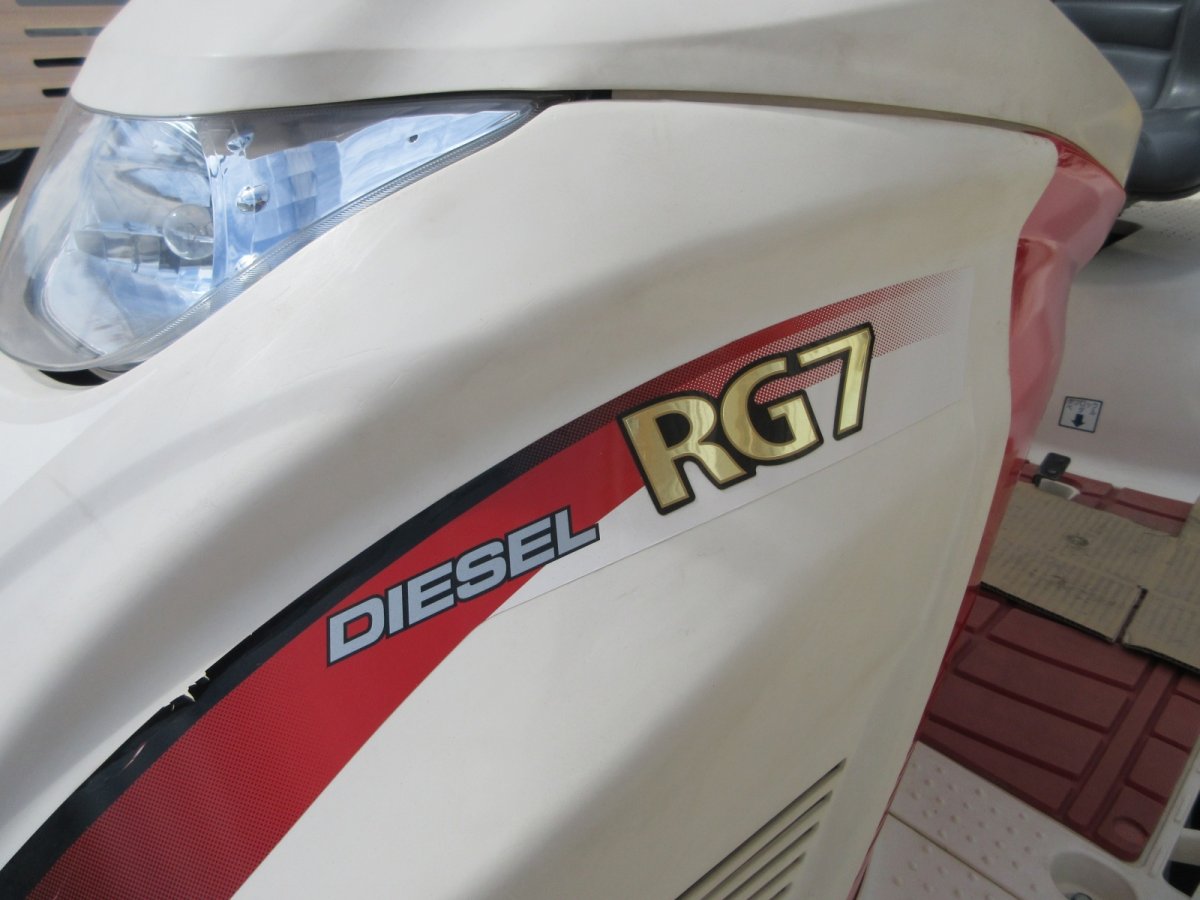 画像1: ヤンマー田植機  RG7 (1)