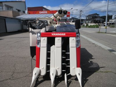 画像2: ヤンマーコンバイン　AE334