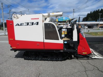 画像1: ヤンマーコンバイン　AE334